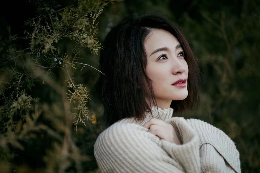 Ở tuổi 50, Lý Tiểu Nhiễm ưu tiên chế độ ăn 'xanh' để giữ gìn vóc dáng và sức khỏe