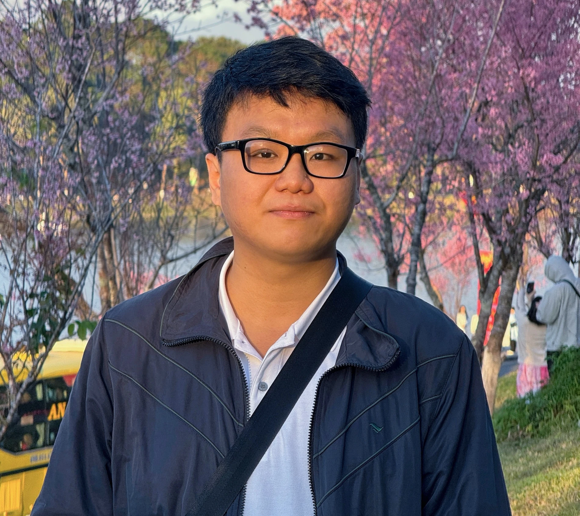 Phùng Quang Thắng - học sinh lớp Mười hai chuyên Tin, Trường THPT chuyên Lê Hồng Phong (TPHCM) vừa nhận được tin trúng tuyển Đại học Stanford - xếp thứ 3 thế giới