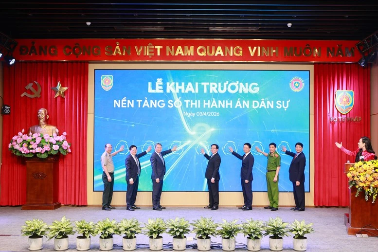 Ông Trương Gia Bình: FPT sẵn sàng giải những bài toán công nghệ lớn của quốc gia- Ảnh 2.