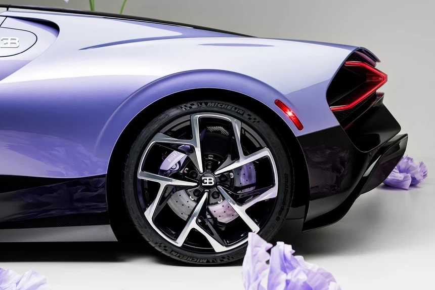 bugatti, Haute Couture, Sur Mesure, w16, w16 mistral, bugatti w16 mistral, bugatti mistral, sieu xe, hypercar, oai huong, lavender anh 3
