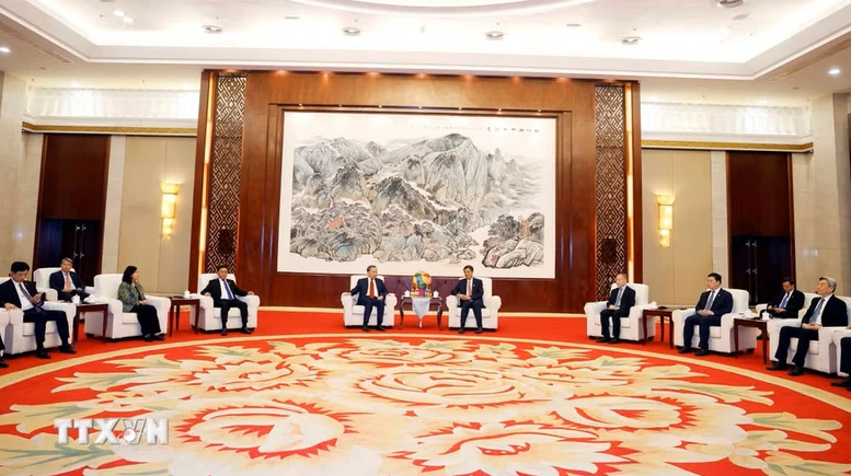 Tổng Bí thư, Chủ tịch nước Tô Lâm tiếp Bí thư Quảng Tây, Trung Quốc- Ảnh 3.