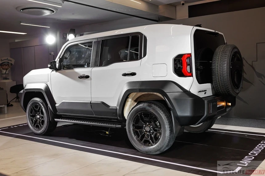 Toyota Land Cruiser FJ, land cruiser, fj, thai lan, viet nam, suv anh 3