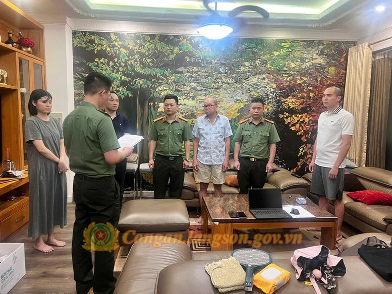 Phá chuyên án vận chuyển trái phép số lượng lớn chất phóng xạ- Ảnh 1. Phá chuyên án vận chuyển trái phép số lượng lớn chất phóng xạ- Ảnh 1.