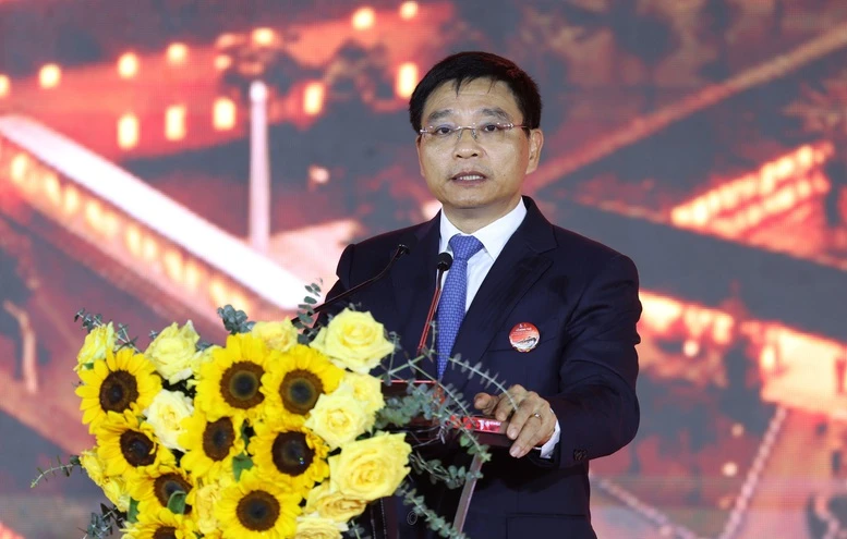 Phó Thủ tướng Nguyễn Văn Thắng dự lễ động thổ Dự án tổ hợp cáp treo kết hợp du lịch văn hóa lịch sử Điện Biên Phủ- Ảnh 2. Phó Thủ tướng Nguyễn Văn Thắng dự lễ động thổ Dự án tổ hợp cáp treo kết hợp du lịch văn hóa lịch sử Điện Biên Phủ- Ảnh 2.