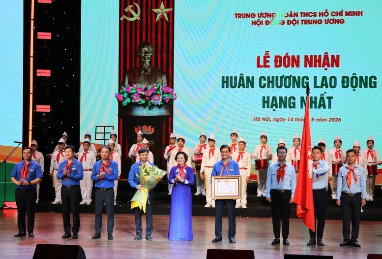 Phó Thủ tướng Phạm Thị Thanh Trà: Mọi trẻ em đều cần được yêu thương và phát triển toàn diện- Ảnh 2. Phó Thủ tướng Phạm Thị Thanh Trà: Mọi trẻ em đều cần được yêu thương và phát triển toàn diện- Ảnh 2.