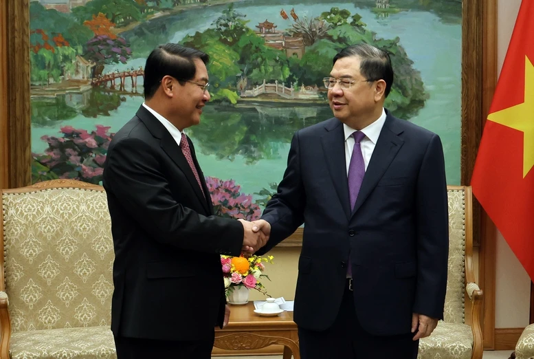 Phó Thủ tướng Thường trực Chính phủ Phạm Gia Túc tiếp Bí thư Thành ủy, Chủ tịch HĐND Thủ đô Vientiane (Lào)- Ảnh 1. Phó Thủ tướng Thường trực Chính phủ Phạm Gia Túc tiếp Bí thư Thành ủy, Chủ tịch HĐND Thủ đô Vientiane (Lào)- Ảnh 1.