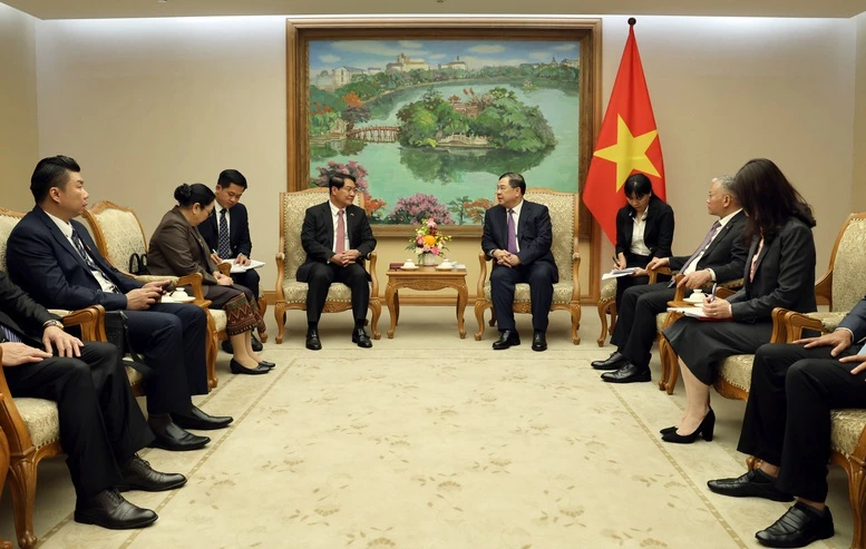 Phó Thủ tướng Thường trực Chính phủ Phạm Gia Túc tiếp Bí thư Thành ủy, Chủ tịch HĐND Thủ đô Vientiane (Lào)- Ảnh 2. Phó Thủ tướng Thường trực Chính phủ Phạm Gia Túc tiếp Bí thư Thành ủy, Chủ tịch HĐND Thủ đô Vientiane (Lào)- Ảnh 2.