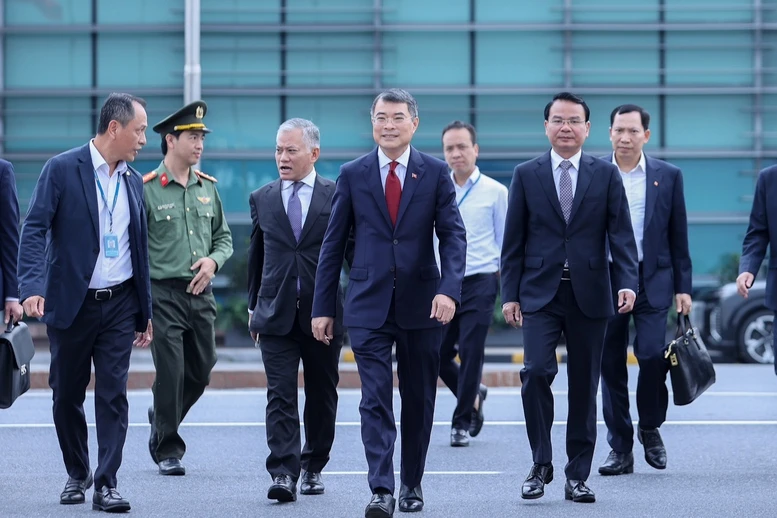 Thủ tướng Chính phủ Lê Minh Hưng lên đường dự Hội nghị Cấp cao ASEAN- Ảnh 1.