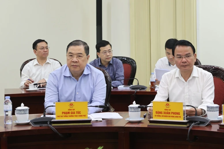 Thủ tướng Lê Minh Hưng chủ trì cuộc họp tháo gỡ vướng mắc, thúc đẩy triển khai dự án sân bay Long Thành- Ảnh 4.
