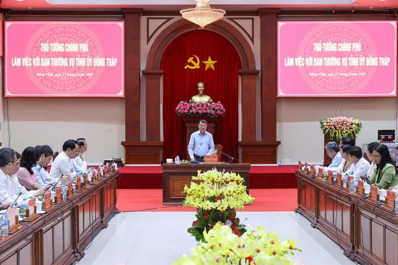 Thủ tướng Lê Minh Hưng: Đồng Tháp cần xác định mô hình tăng trưởng mới- Ảnh 4. Thủ tướng Lê Minh Hưng: Đồng Tháp cần xác định mô hình tăng trưởng mới- Ảnh 4.