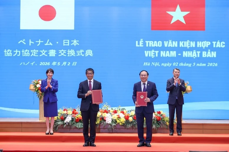Thủ tướng Nhật Bản Takaichi Sanae kết thúc tốt đẹp chuyến thăm chính thức Việt Nam- Ảnh 2.