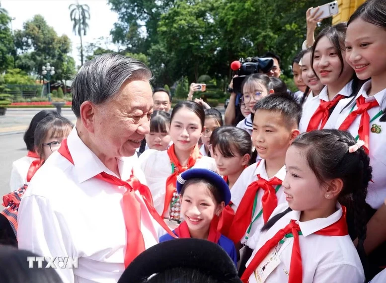 Tổng Bí thư, Chủ tịch nước Tô Lâm gặp mặt 85 đội viên tiêu biểu toàn quốc- Ảnh 1.