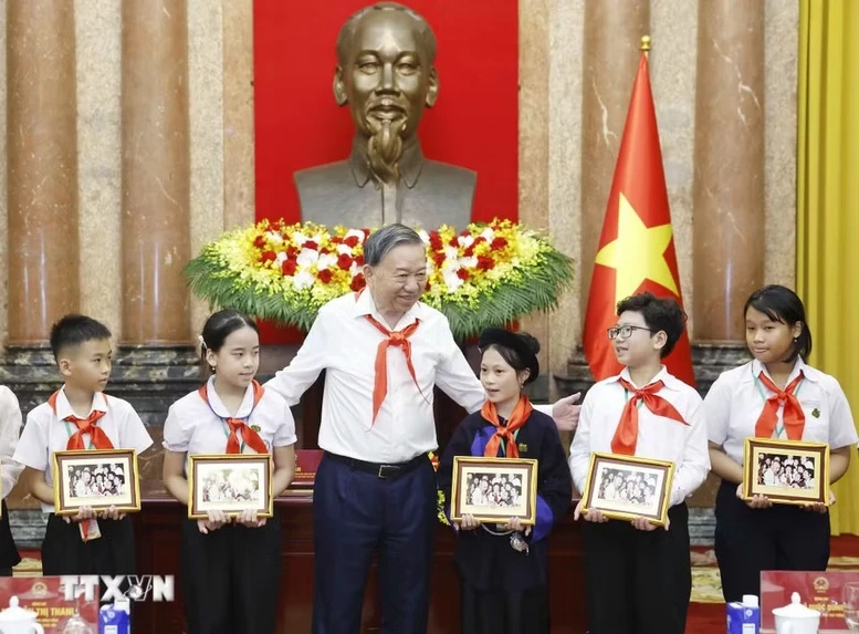 Tổng Bí thư, Chủ tịch nước Tô Lâm gặp mặt 85 đội viên tiêu biểu toàn quốc- Ảnh 2.