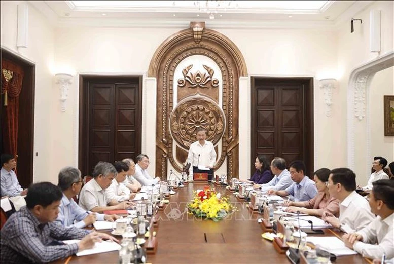 Tổng Bí thư, Chủ tịch nước Tô Lâm làm việc với Văn phòng Chủ tịch nước- Ảnh 3.
