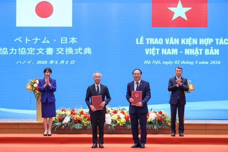 Việt Nam, Nhật Bản trao nhiều văn kiện hợp tác quan trọng- Ảnh 3.