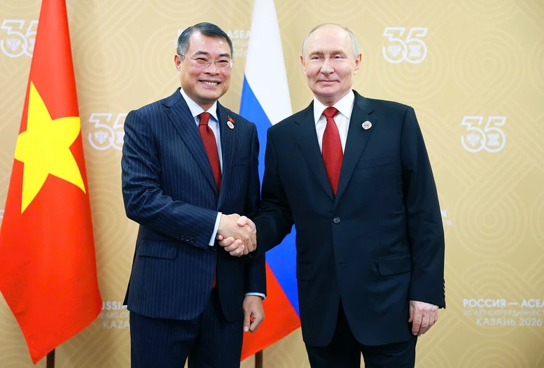 Thủ tướng Chính phủ Lê Minh Hưng hội kiến Tổng thống Nga Vladimir Putin